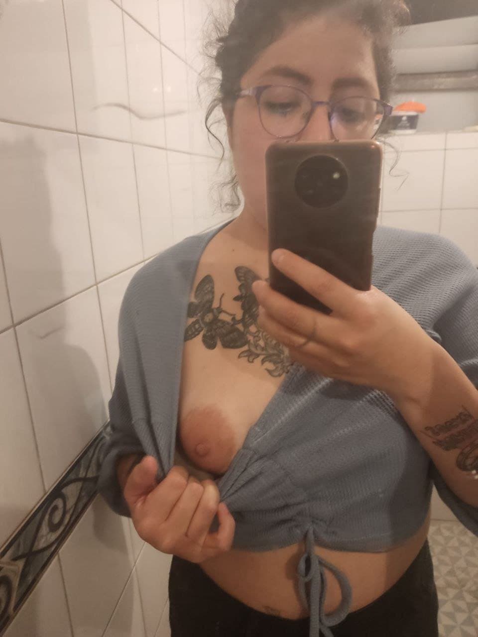 Click to view full size Puti esposa