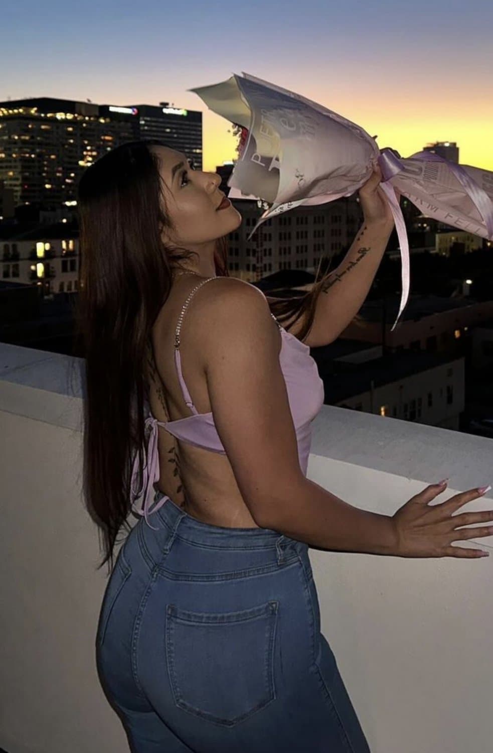 Hope her bf doesn’t mind me showing his girlfriend off on their anniversary. Such a fucking whore