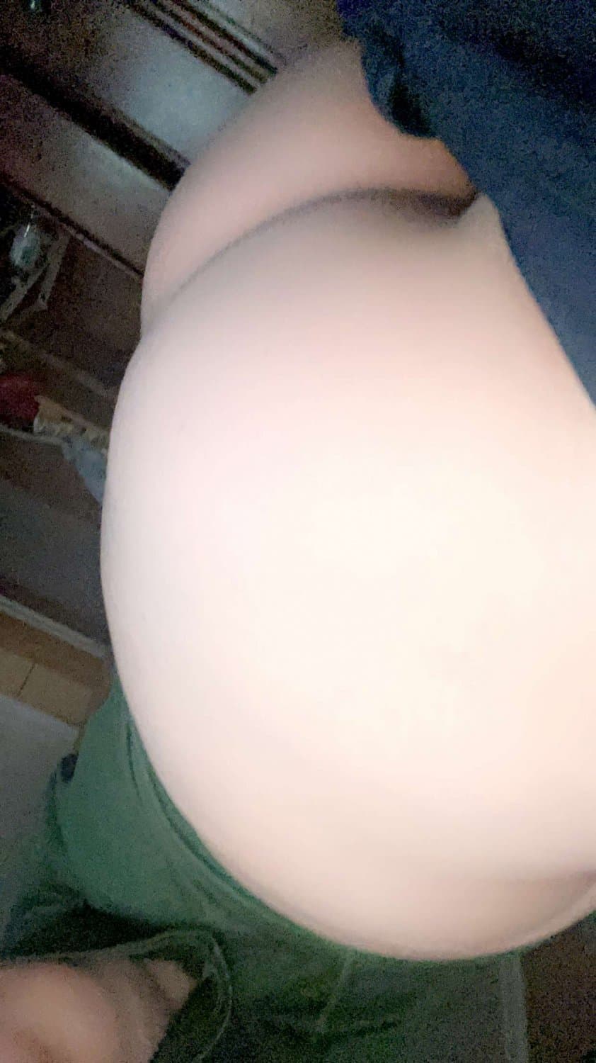 Slut thought she could scam people ? @ her on Twitter so everyone can see the nudes she charges for