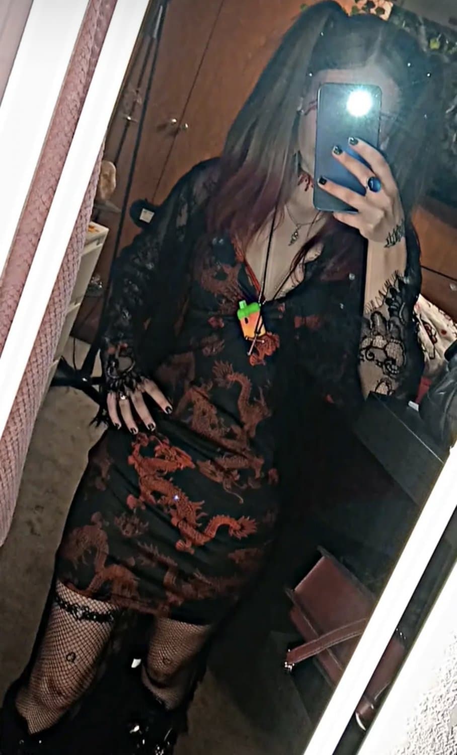 Look at my IRLs tight little teen tummy NNGGHHHH degrade this petite little goth slut