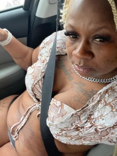 BAD MOM. Raw.Authentic. REAL mature ebony cougar milf bbw mom FOUND IN HER PHONE