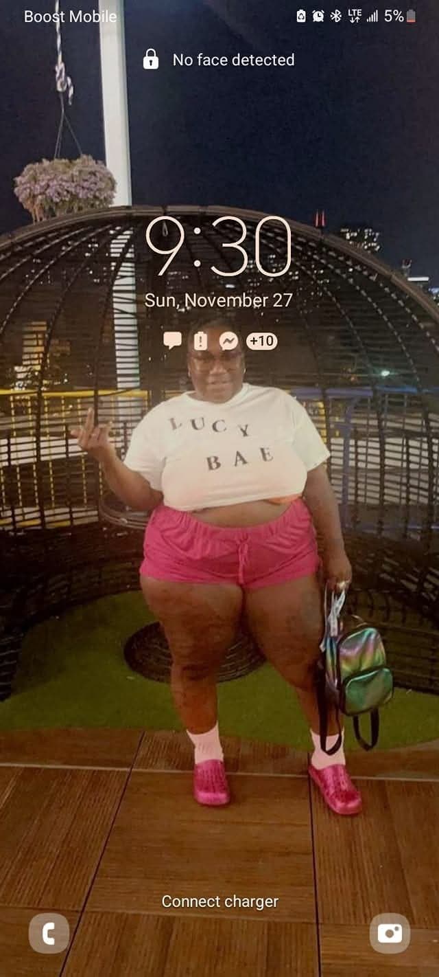 HUGE THICK MEGA EBONY BBW BUG OLE JUICY ASS BOOTY