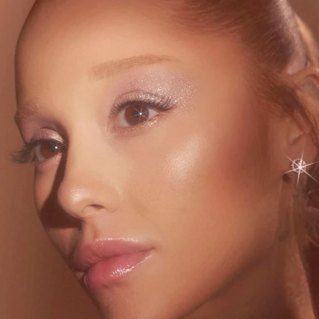Ariana Grande 2025 face porn ?