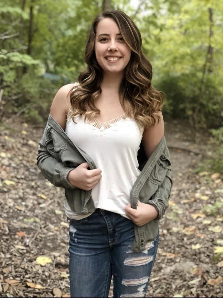 Sexy Kiersten has a great charm