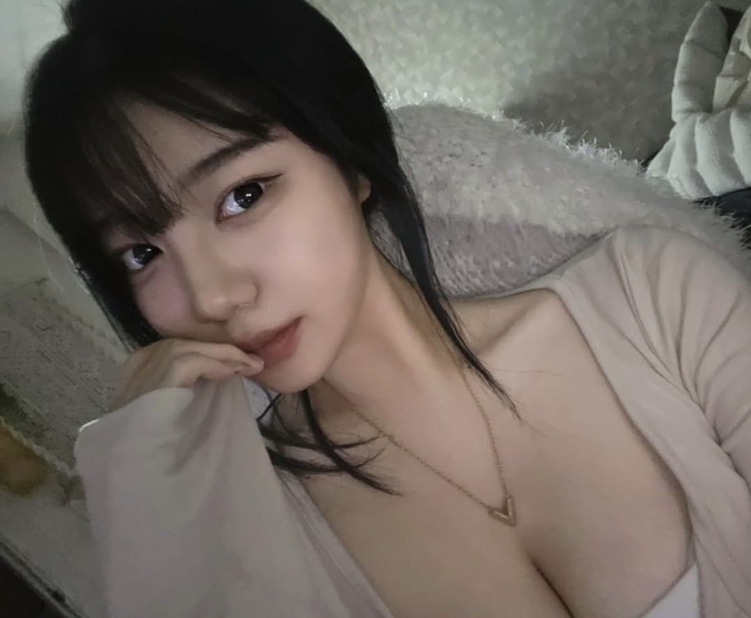 03년생 윤서? korea korean korean slut asia asian asian slut