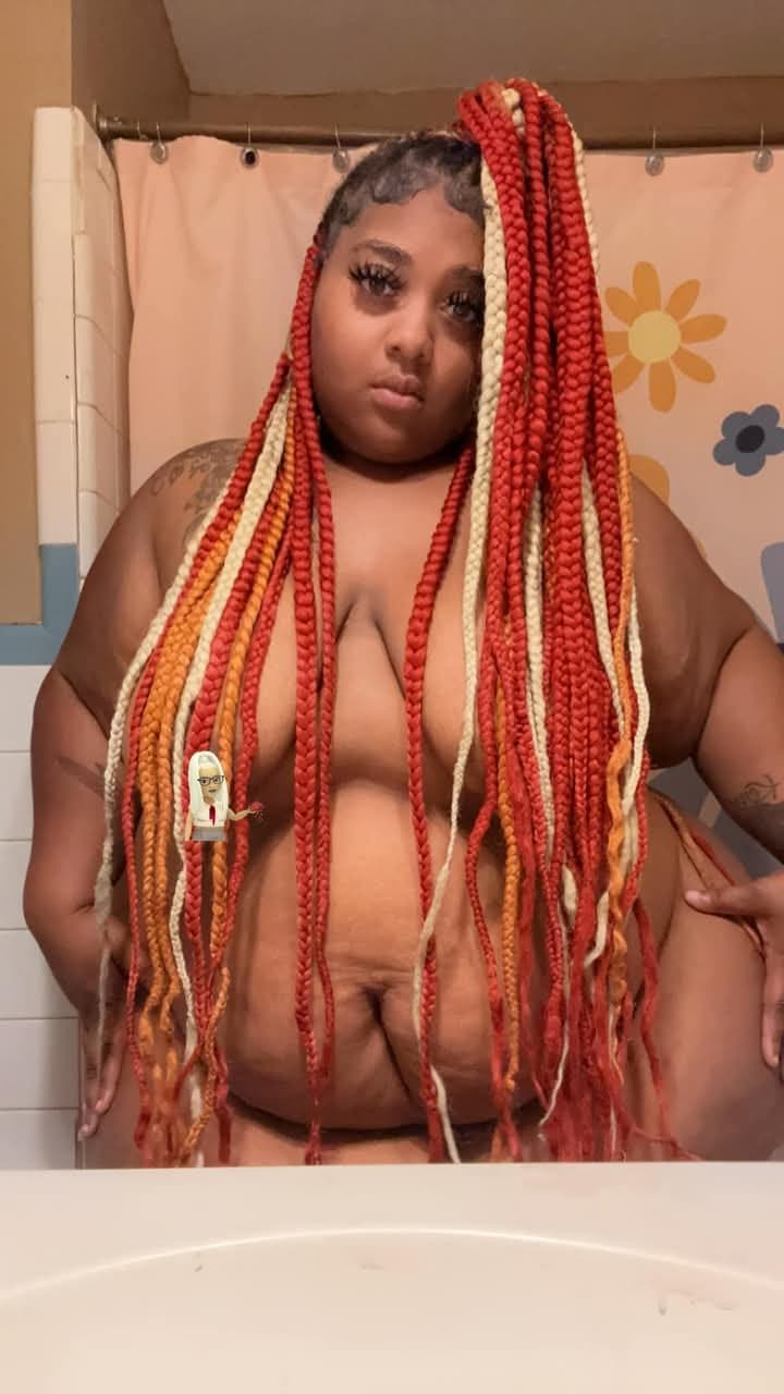 HUGE SSBBW SEXY ASS BOOTY