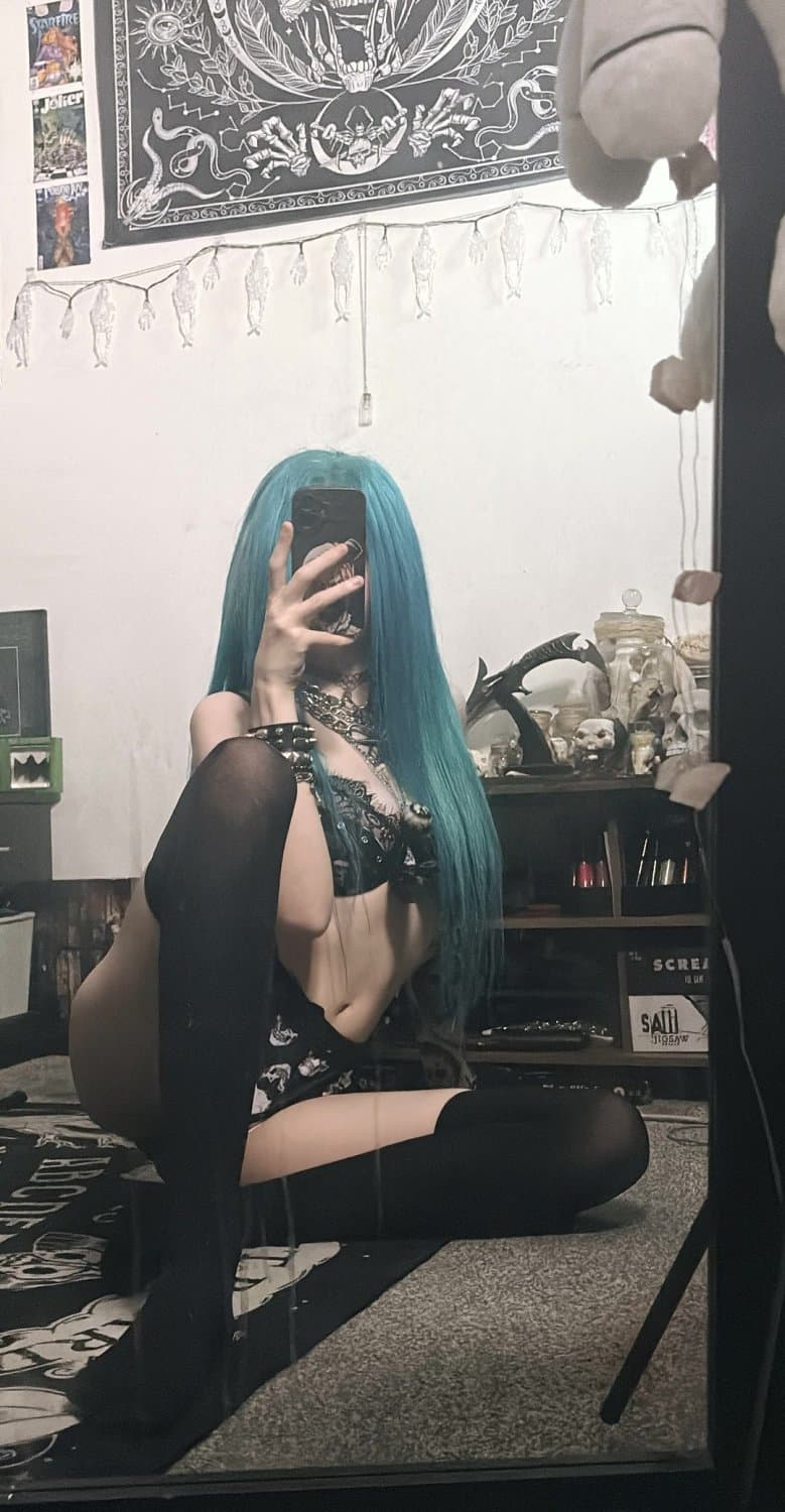 I control the angles. I control you