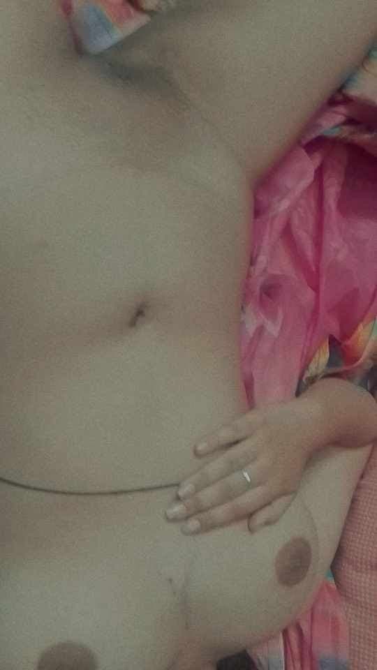 Beautiful Sexy Indian Figure GF Pressing Boobs Fingering