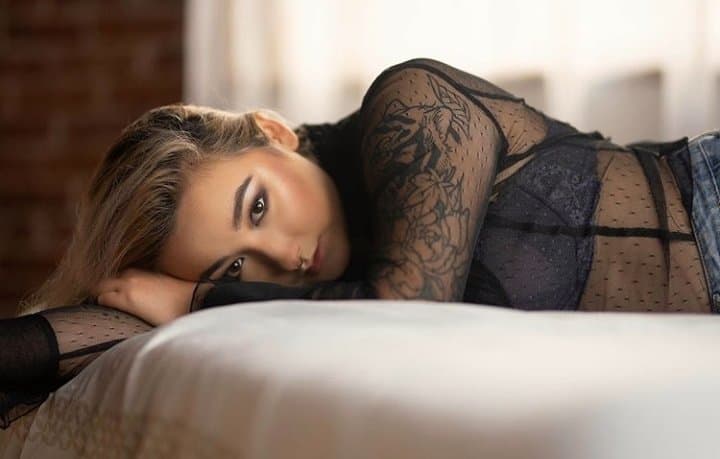 Burlesque dancer 2 early years