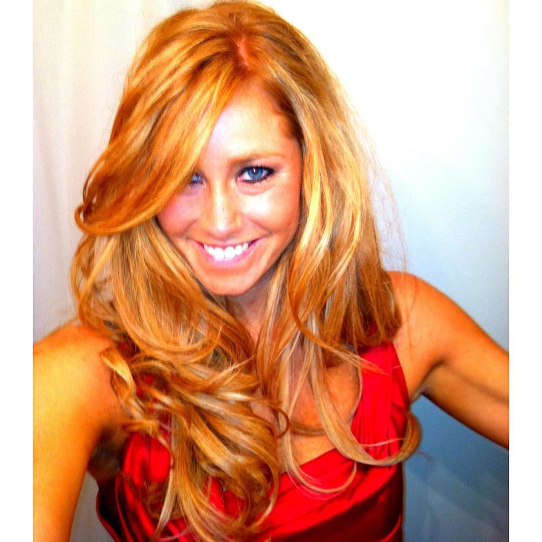 Always great when the G G W camera person knows when to STFU when the girls are having lesbian sex