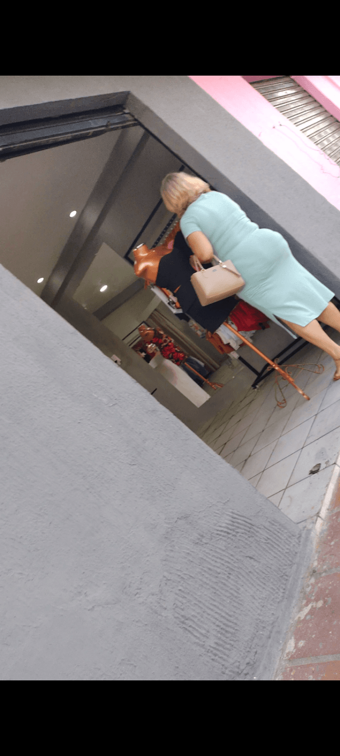 Crente do bundão cheio de celulite