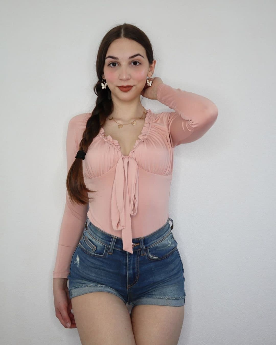 Click to view full size Tania Moreira 3