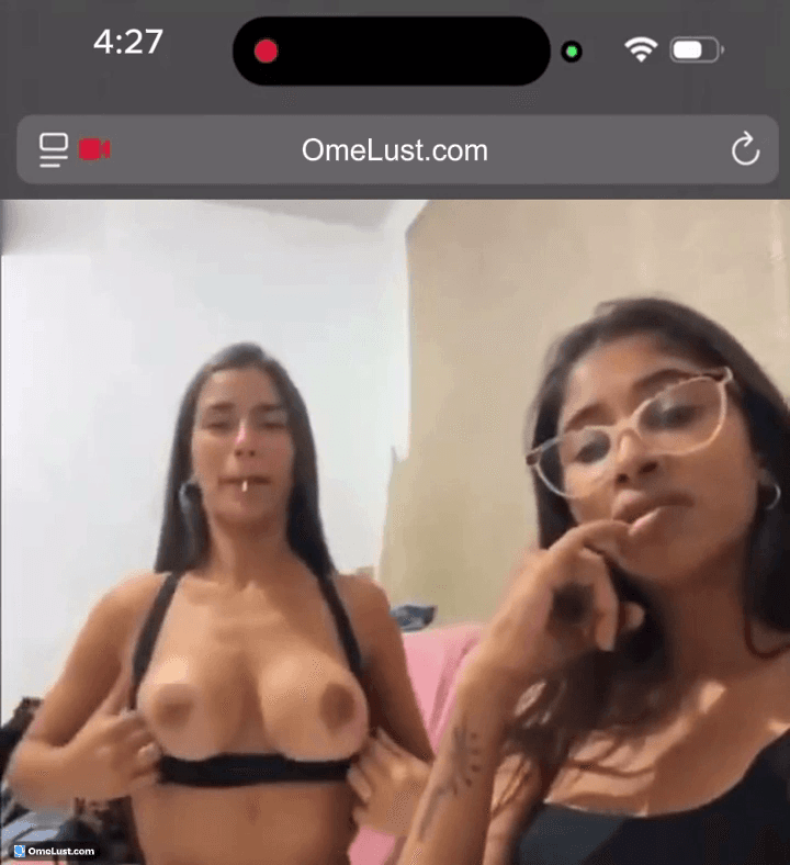 2025-10-07 Random girl flash tits on cam2cam