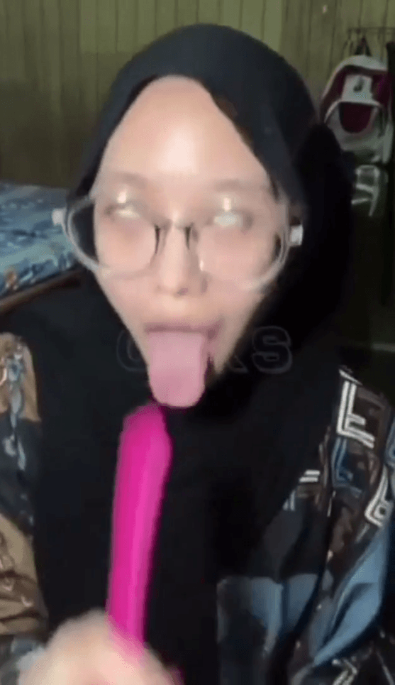 Amateur Hijab Girl Sucks Dick | Amateur Hijab Girls #3