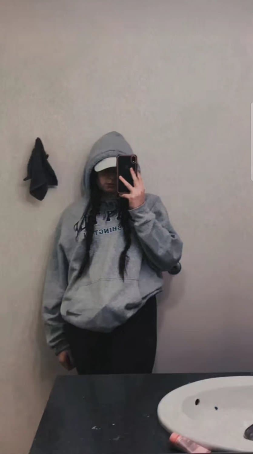 20 year old gym slut cindy