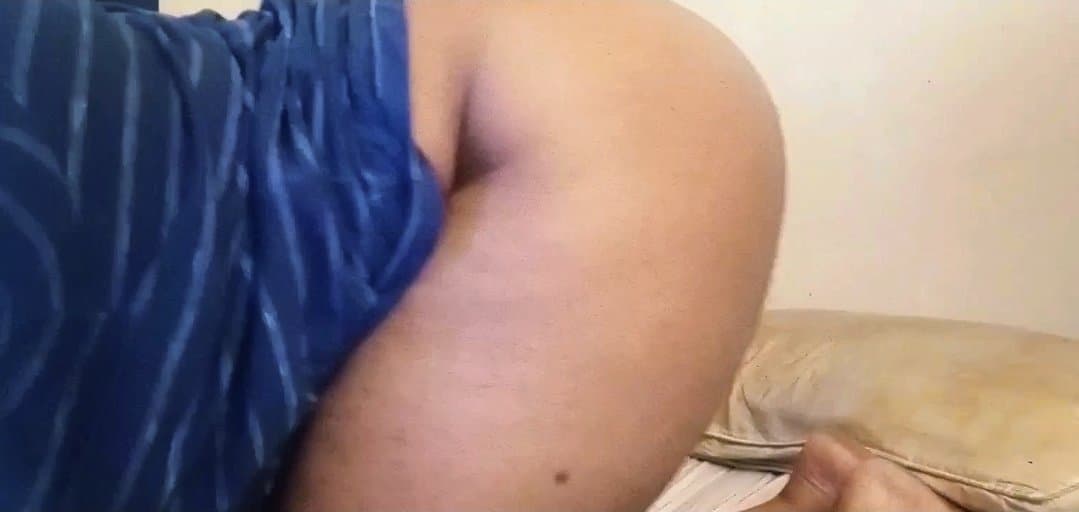 Ebony Teen In Mumu Shaking Her Ass On TikTok Chat Room