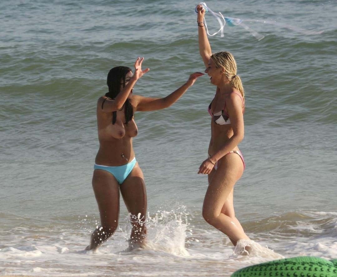 Friends Helping Friends