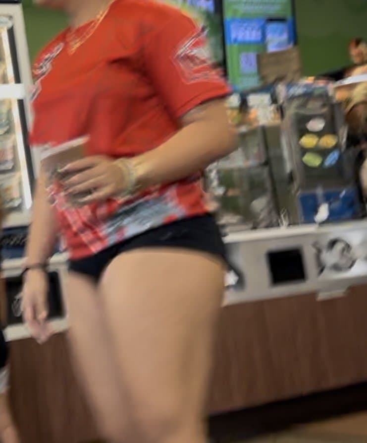 Thick Asian in short tights. Has fat pussy print and thick ass. Not OC