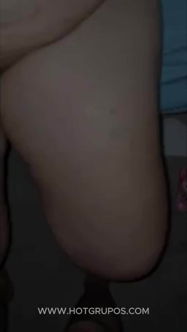 Creamy cheating latina hot wife pussy ozzes cum after sex