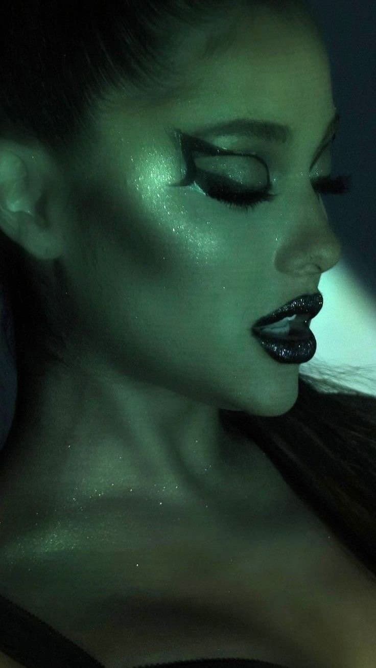 Ariana Grande is the best porn ?