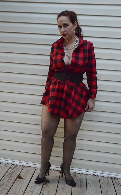 Wife dressed for grocery shopping