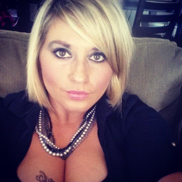 Jacqueline & Sarah get real down and dirty for the “brand that can’t be named” ?