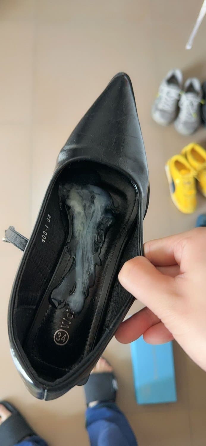 Asian feet / socks and cum filled shoes