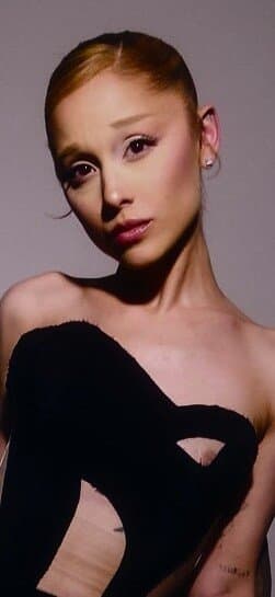 Cum for our award winning queen ?? (Ariana Grande)