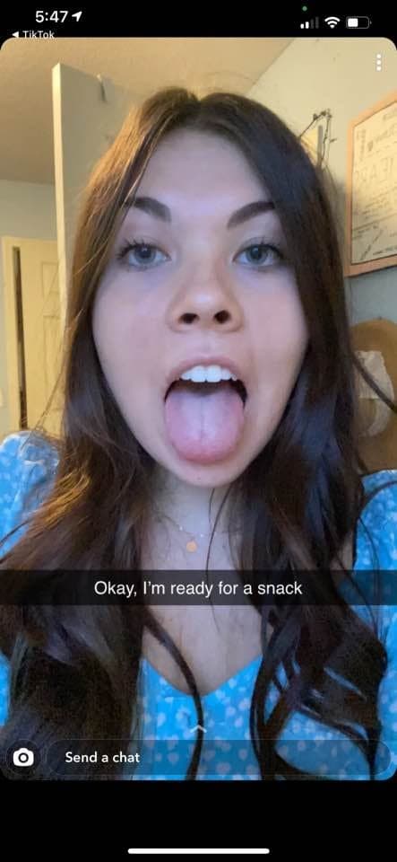 Krysta dm on ses to share yours 055f6eb27fde128b754fbe5136b7a5e68bec1569e349958d35405137d4b9a26d2e