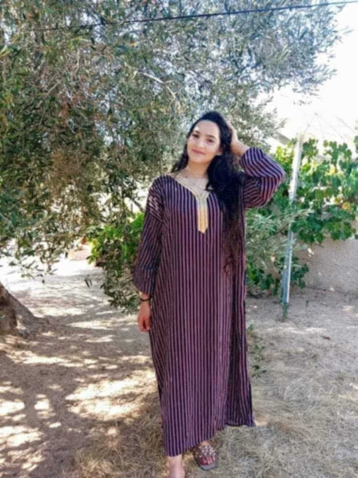 Tunisian hijab girl without hijab sexy slut and hot ??