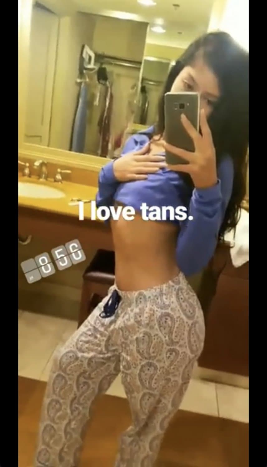 Kimmie Q97 from Fresno 559 ?goonfuel feet, soles, legs, nips, tribs. I love jerking to her ?