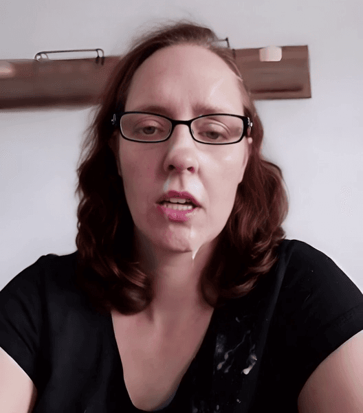 Nicole Kaiser from Bielefeld Germany born on 5 Oct. 77 Cumslut Born as Nicole Sundermann Part 2 of 3