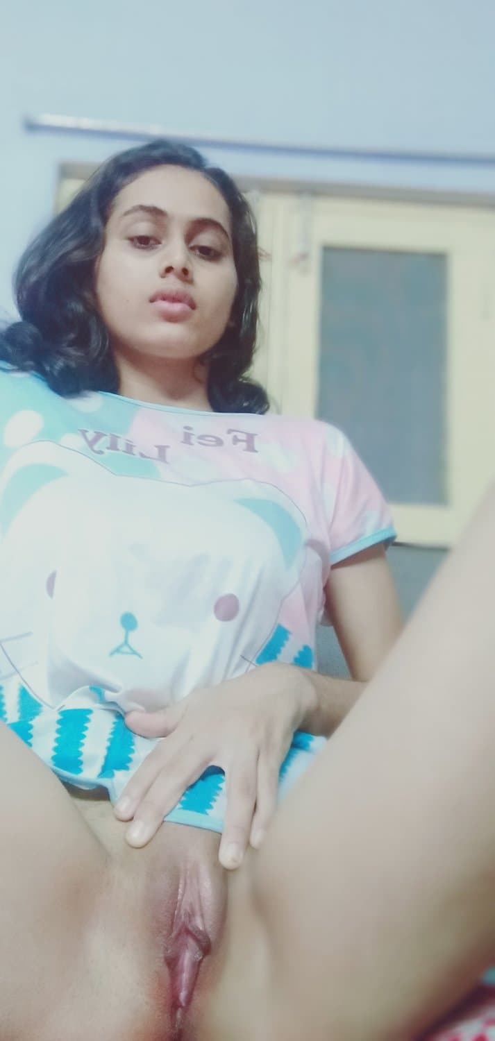 Click to view full size Desi Indian Cute Busty Cheating Gf Sexy Homemade Panty & Bra Strip Full Nude