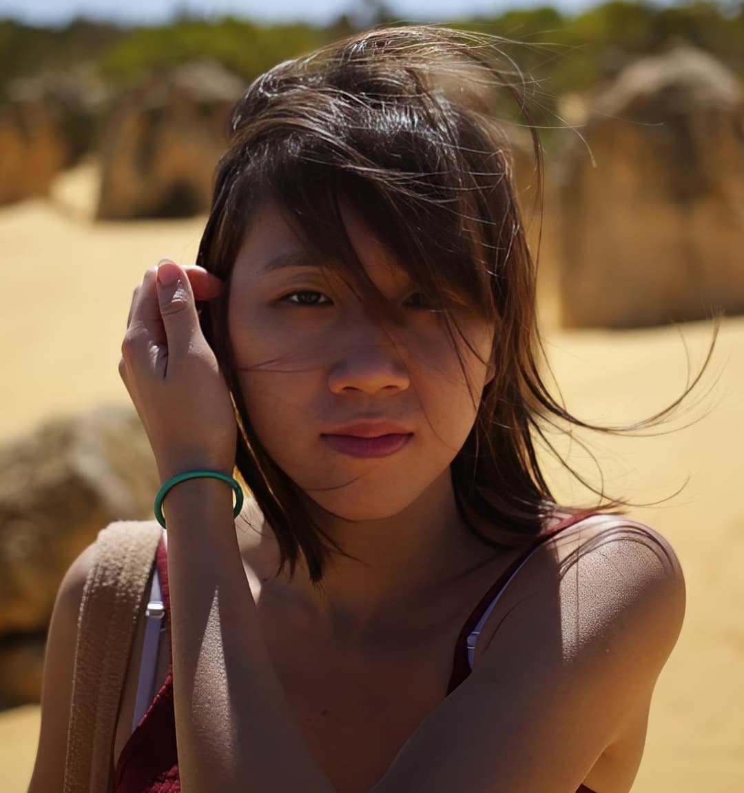 Cute China girl streaming herself masturbating and showering