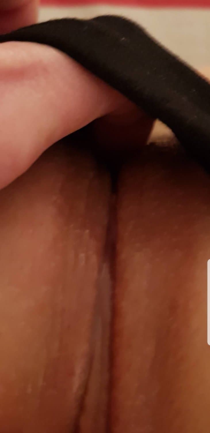 Yvonnethemilf (found my moms nudes in her early 30s)