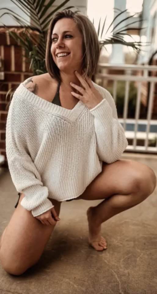 Fit And Slutty Pawg Coworker Loves Getting Gangbanged