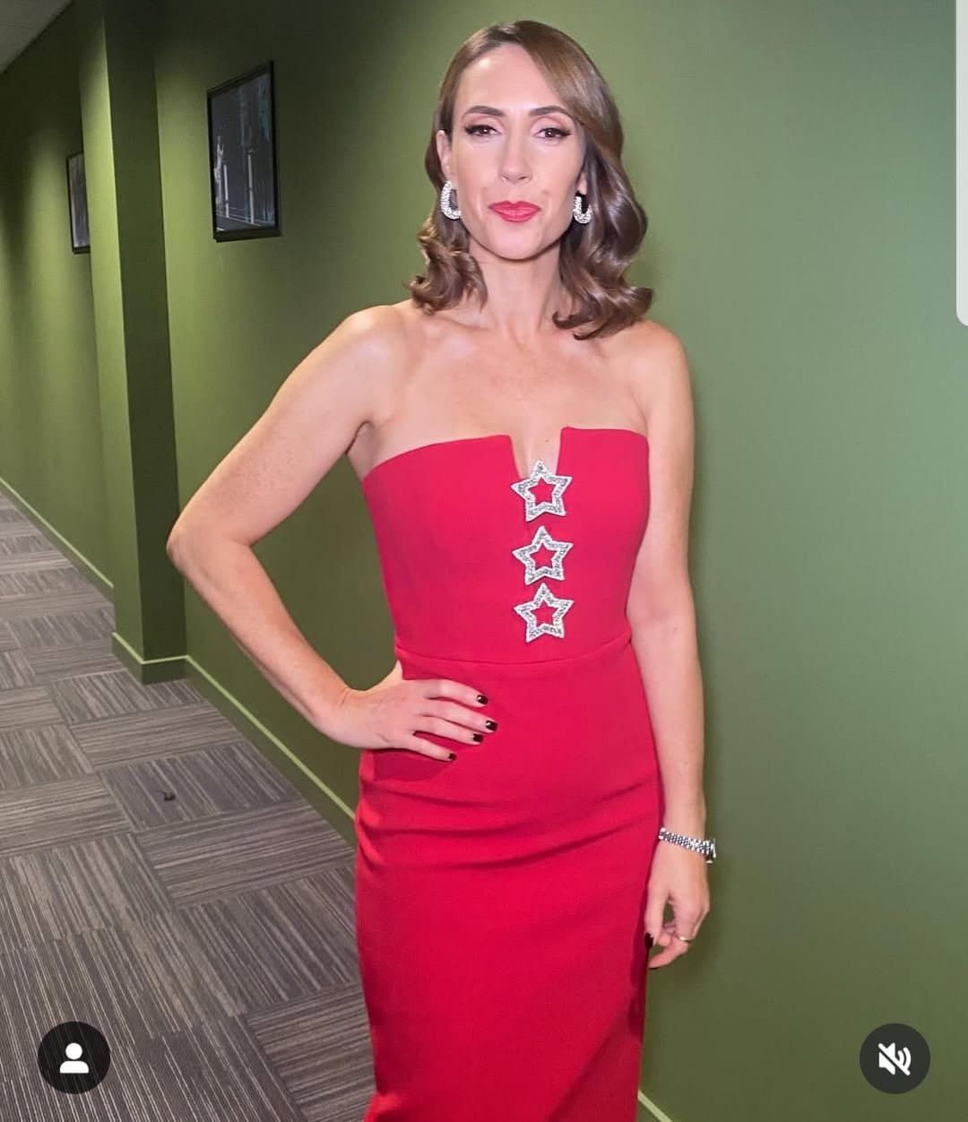 Click to view full size Busty TV presenter Alex Jones. Part 10.