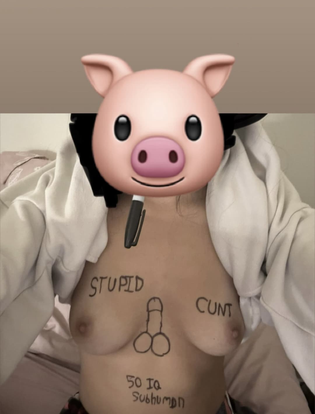 im a dumb cunt who gets off on humiliating myself- add me on kik to make me your bitch