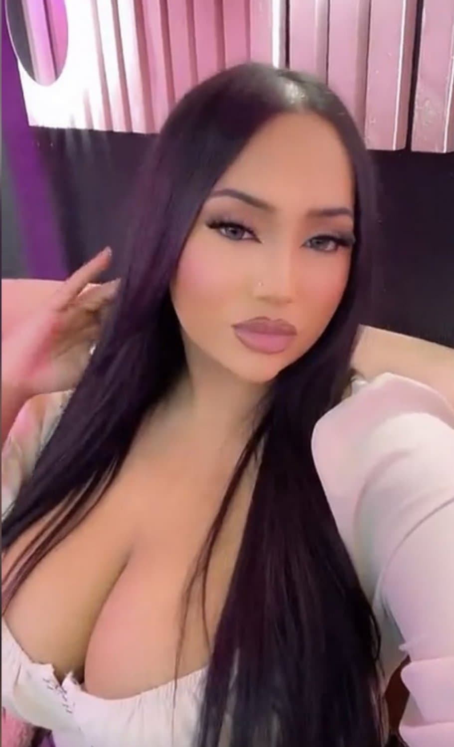 Bengali sisters london