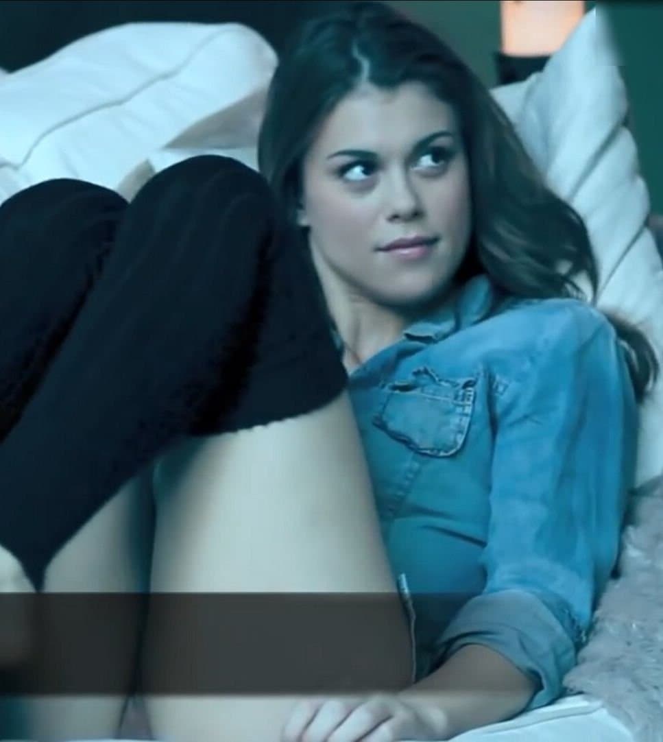 Lindsey Shaw Hot Ass & Big Tits & Banging Body Has Me Leaking! She So Fucking Gorgeous ??