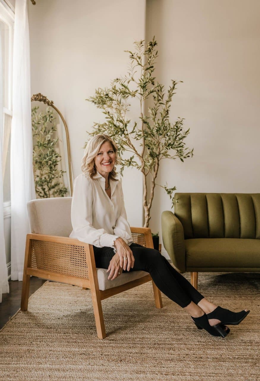 Niki the Business Bitch