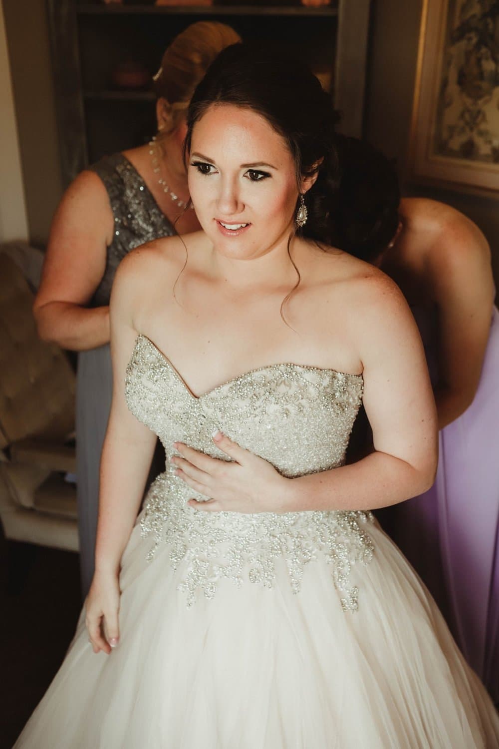 Big tit wife loves to play and show off