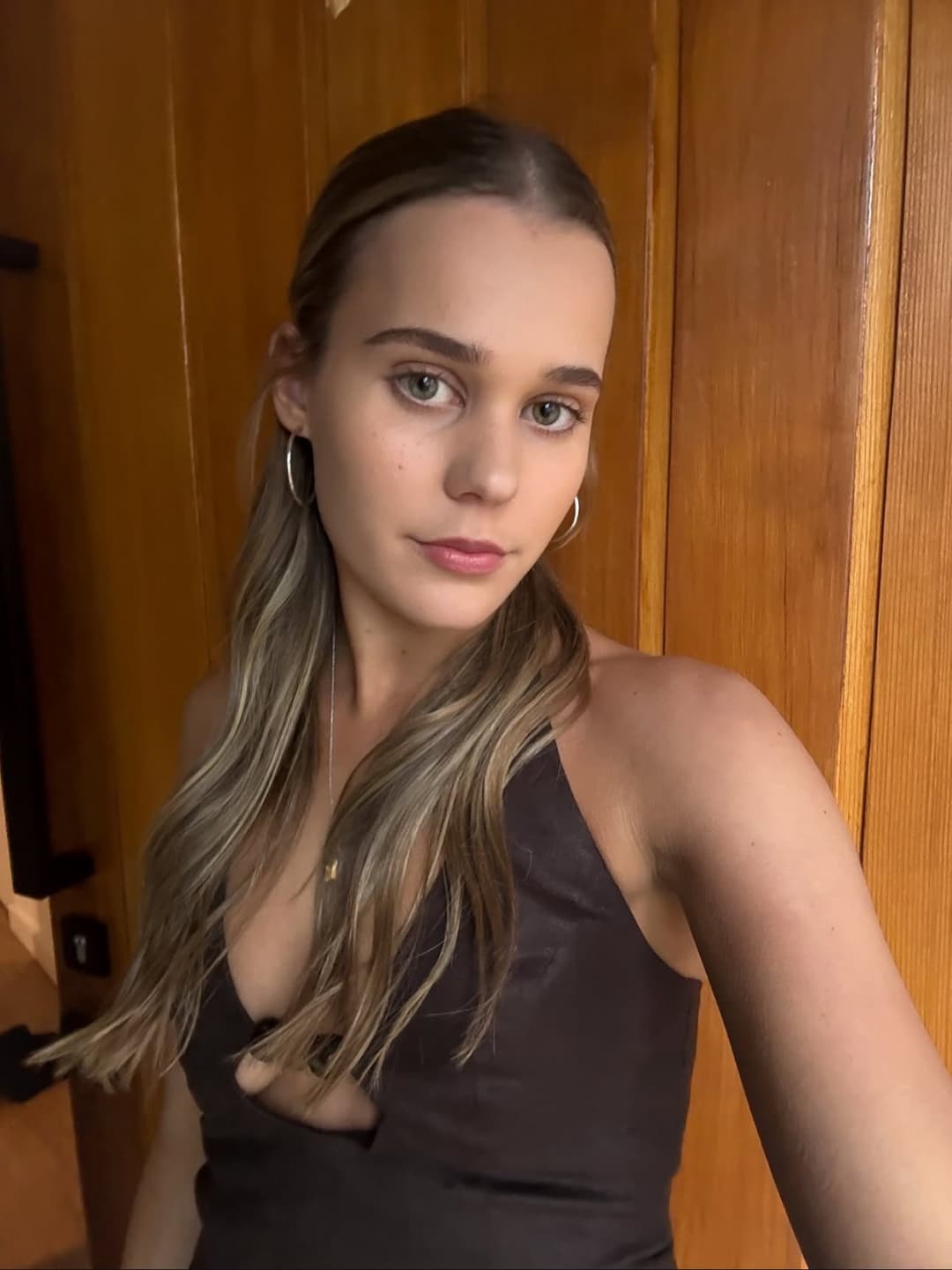 Sexy blonde IRL with perfect ass loves to show off her sexy body