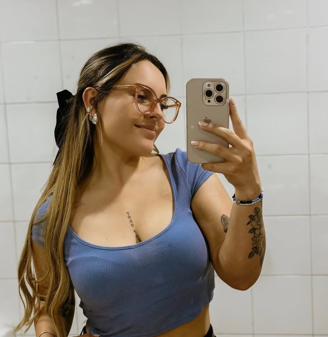 Click to view full size La puta deliciosa de Ana Villa, escribanle a la puta +573102636975 ??