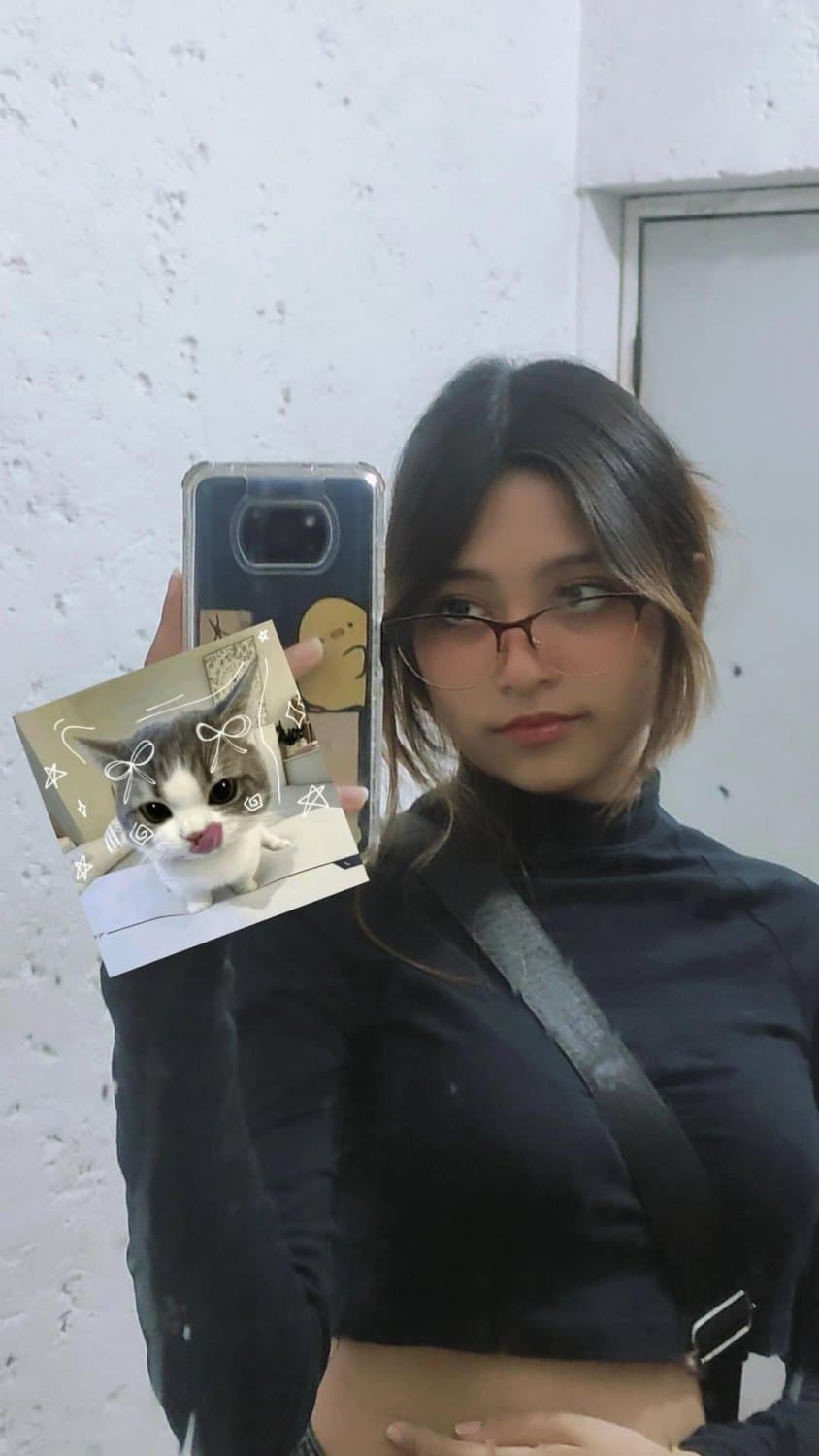 Click to view full size Mi ex puta mejor amiga tiene 16 y está bien buena y le gusta que le acosen y que le saquen el pack