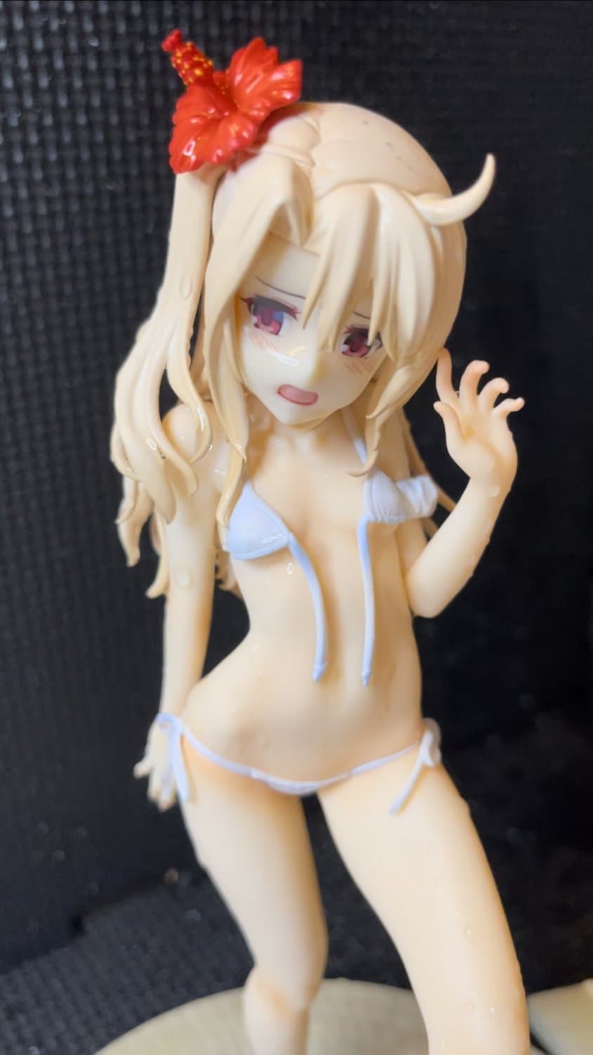 Pissing on Figure 2024/06/08 Illya & Chloe