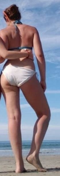 Peter & Piper get frisky in the pool. NEW slut Piper