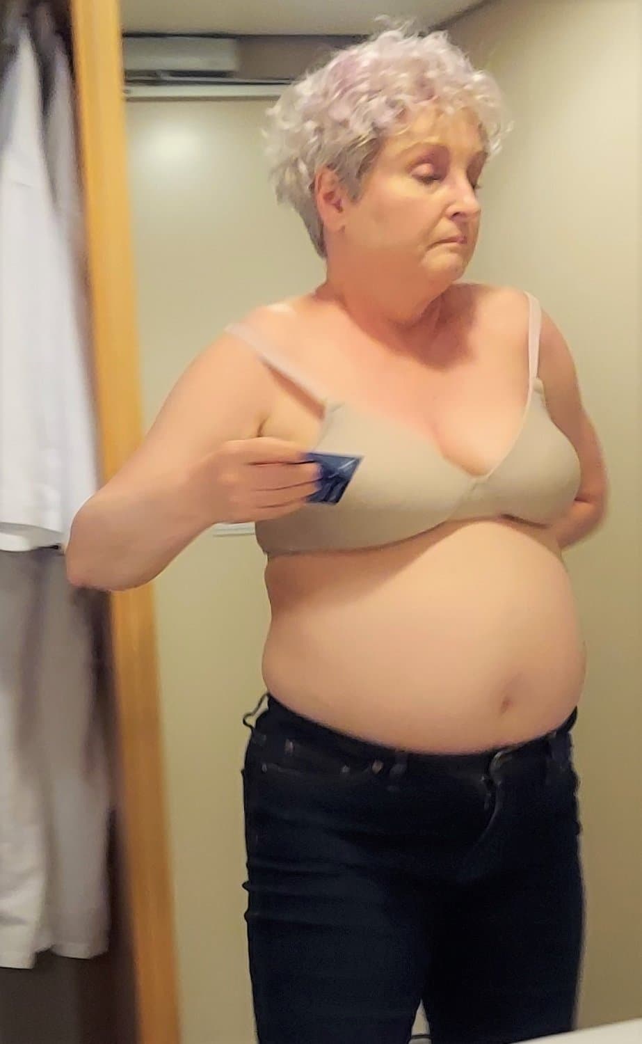 Click to view full size more chubby mature wife naked on cruise