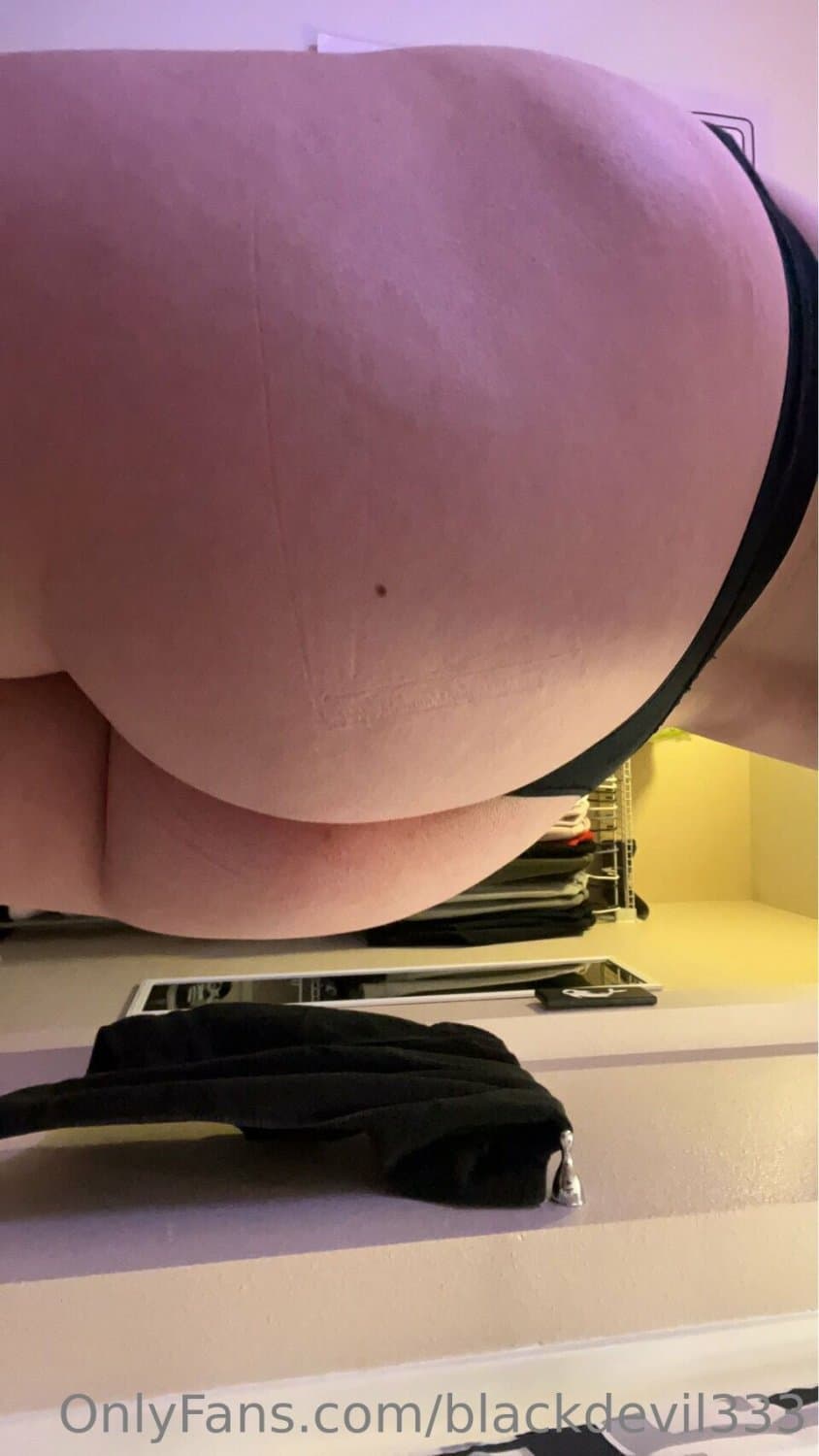 Natural super sexy Only fans hottie.  Wish she would post more