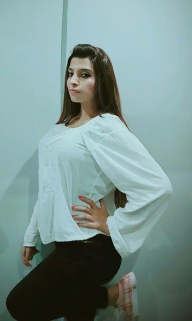 Desi hourglass figure girl stripping